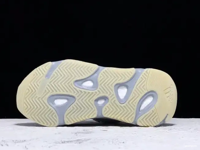 Boost Yeezy 'Inertia' 700 V2 Adidas FW2549 0629